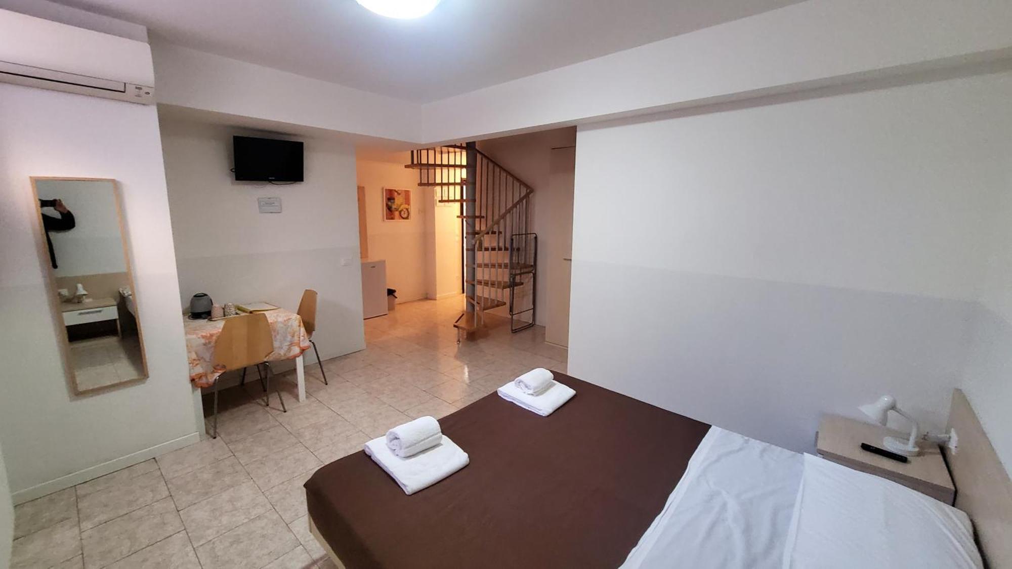 Hotel Hb Bonomelli 15 à Bergame Extérieur photo
